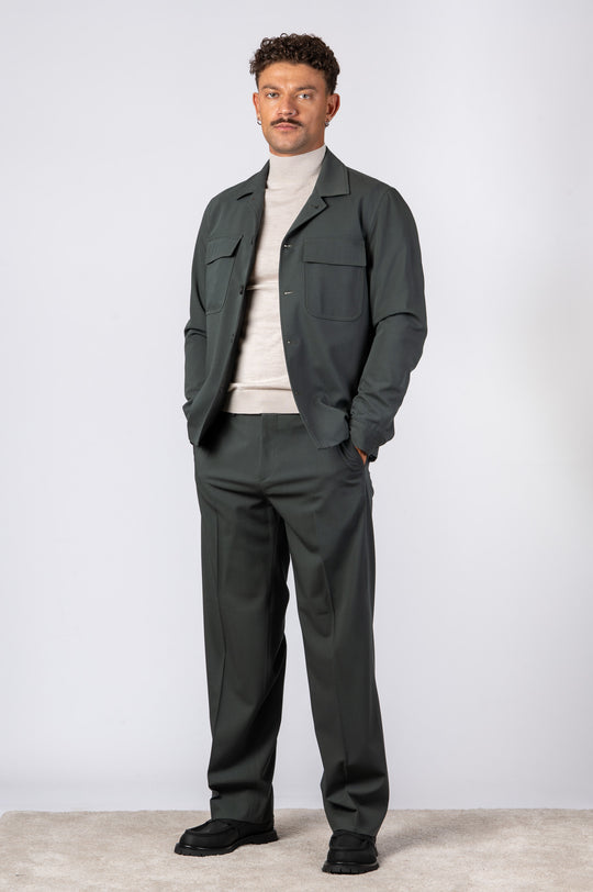 Oufit Verde Uomo